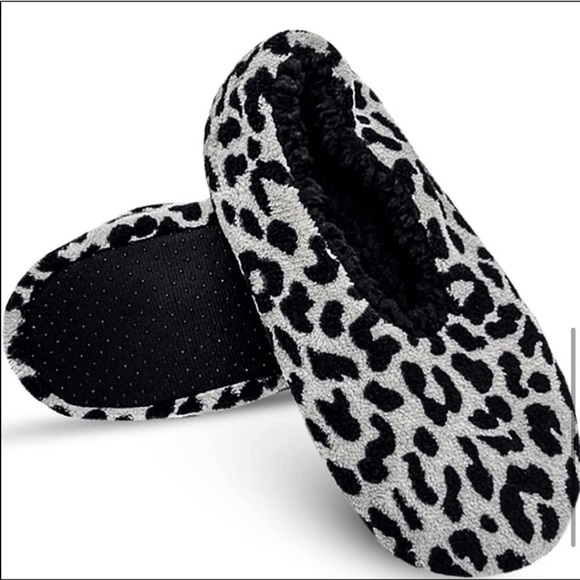 Isaac Mizrahi leopard slippers - Picture 4 of 4